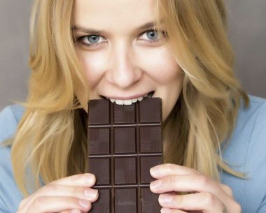 Can PMS Cause Sugar Cravings? Yes, Here’s Why